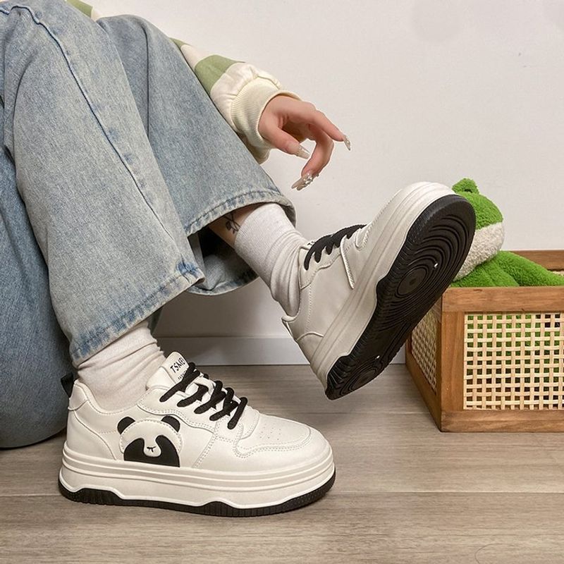 Tablero de panda de cuero para mujer en primavera de 2024, nuevo bizcocho versátil para mujer para deportes, ocio, ligero, grueso_voghion.com