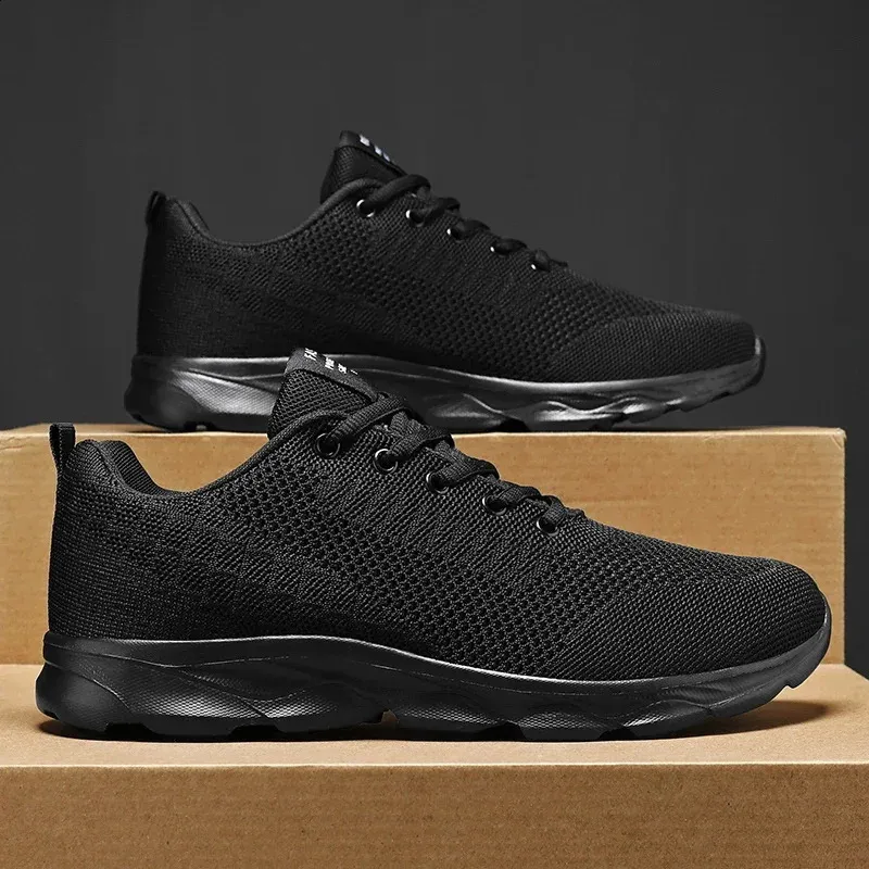 Ténis de running leves e respiráveis para homem em branco_voghion.com