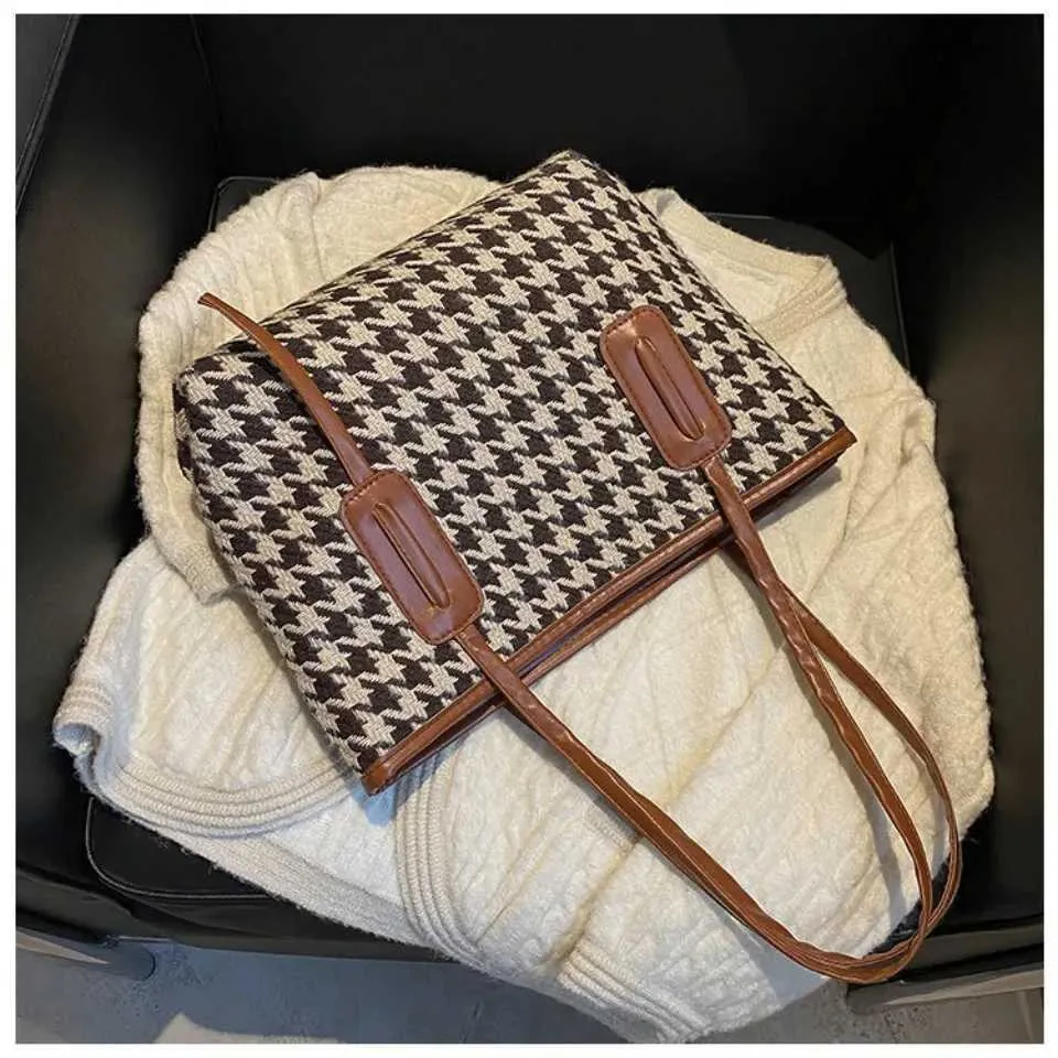 Womens Shoulder Bag And Tote Bag Large Capacity Grid Pattern Bag_voghion.com