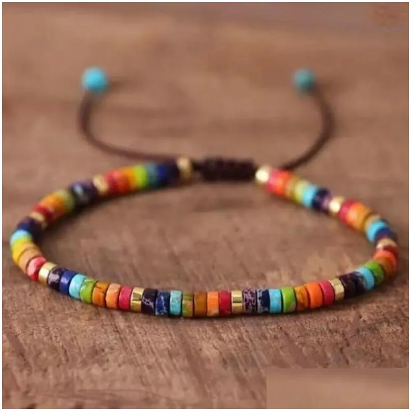 Bracciale in pietra naturale con 7 chakra per donna e uomo_voghion.com