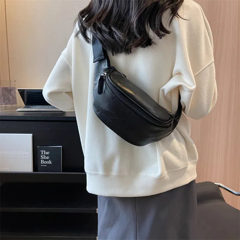 Moteriškos juodos odos krūtinės krepšiai per petį, skirti moterims, diržo krepšiams, moteriškiems juosmens krepšiams, telefonui, 240829_voghion.com