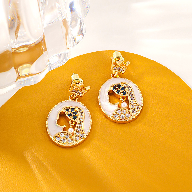 French retro medical earings with embedded gold coins, light, high end feeling, nice atmosphere, pending necklace for_voghion.com
