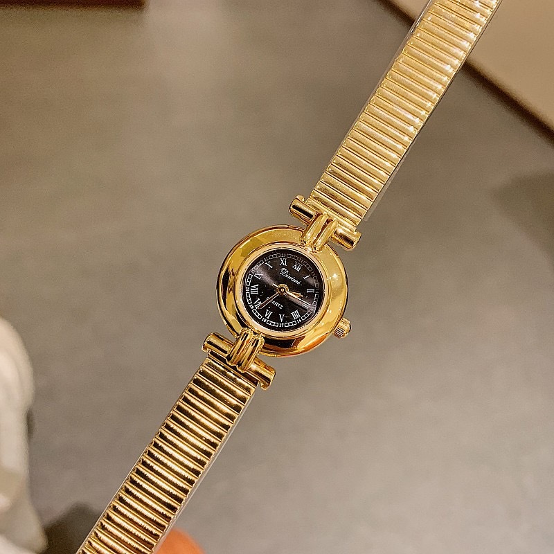 Timmys Damenuhr im antiken Stil mit Bambus-Netzarmband, exquisitem kleinem Zifferblatt und modischer und minimalistischer römischer Skala_voghion.com