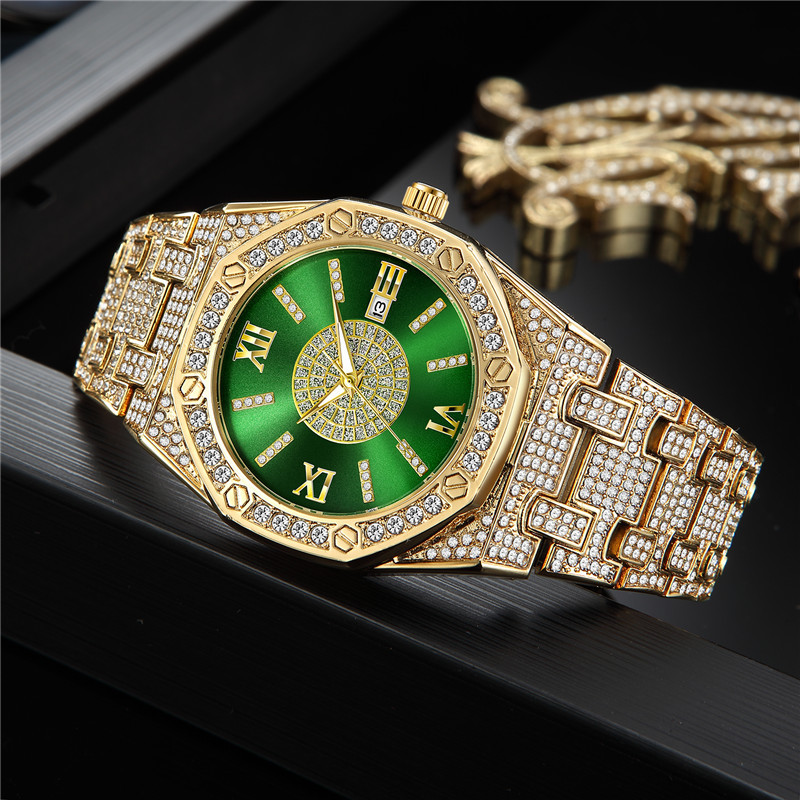 Huaqiangbei diamantinlagd hiphop för män helhimmelstjärna Giant Flash Gold Calendar Quartz Watch_voghion.com