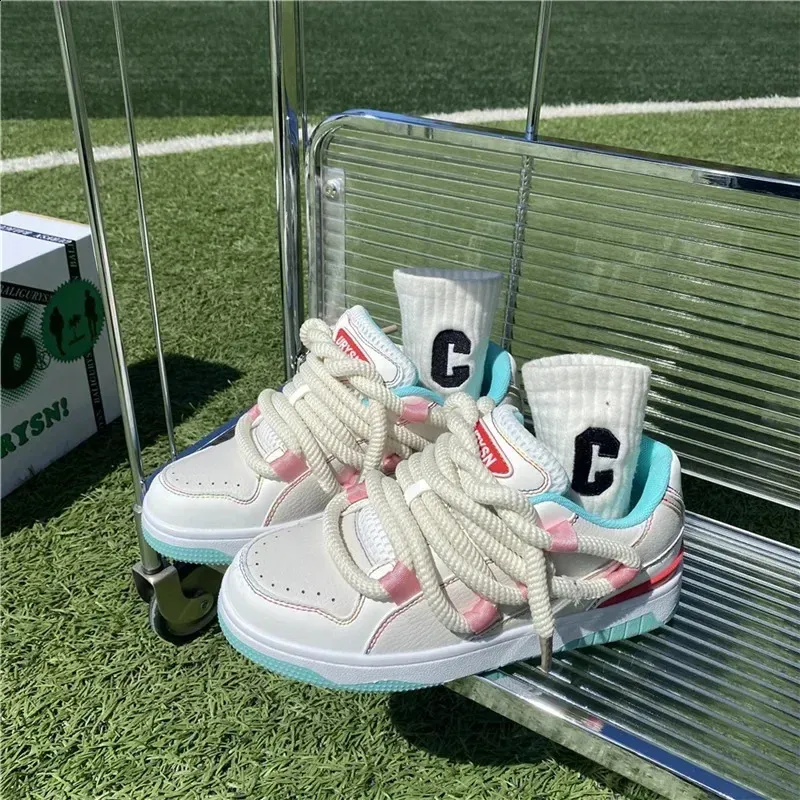 Sneakers Donna Tennis Moda Femminile Piattaforma Scarpe da Ginnastica Casual Sport Basic Donna Vulcanize Scarpe atillas Mujer 240826_voghion.com