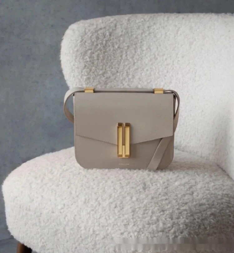 Demellier – petit sac carré en cuir tofu pour femmes, design de niche britannique, texture de qualité supérieure, bandoulière simple, petit sac carré_voghion.com