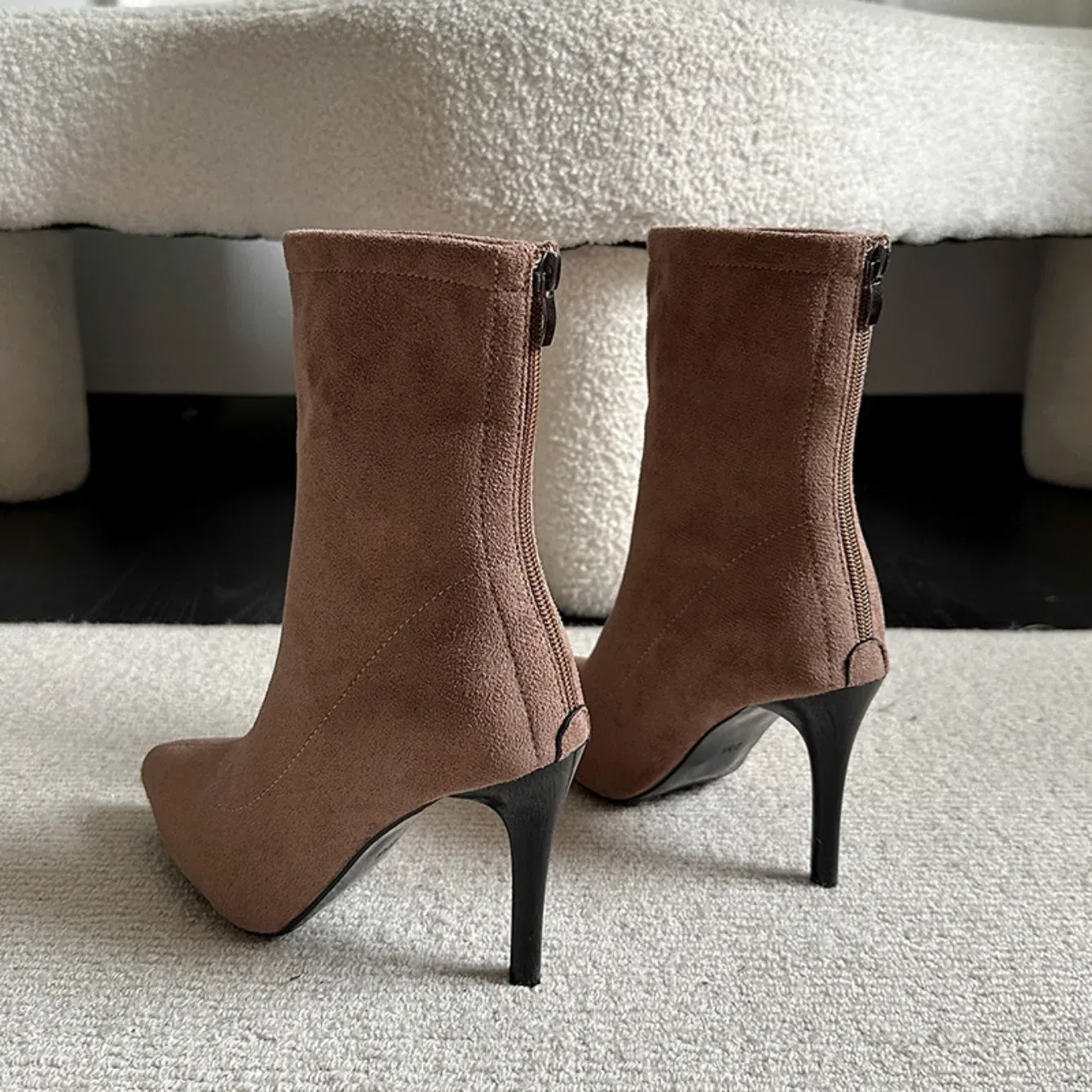 Casual Shoes Women's High Heels 2024 Autumn And Winter Warm Pointed Toe Back Zipper Stiletto Heel Short Boots_voghion.com
