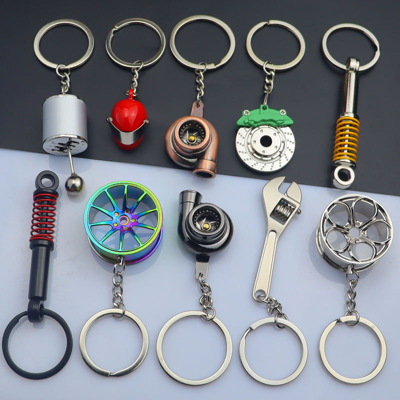 Semáforo de fábrica, señal de tráfico, semáforo, autobús, coche, turbocompresor, casco de motocicleta, llavero de metal, regalo