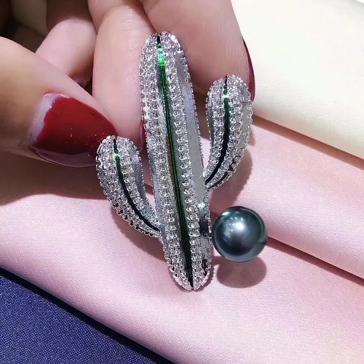 Fashion Cactus Digner Sweater Coat Pins For Women With Shining Crystal Dia Pearl Brooch Jewelry_voghion.com