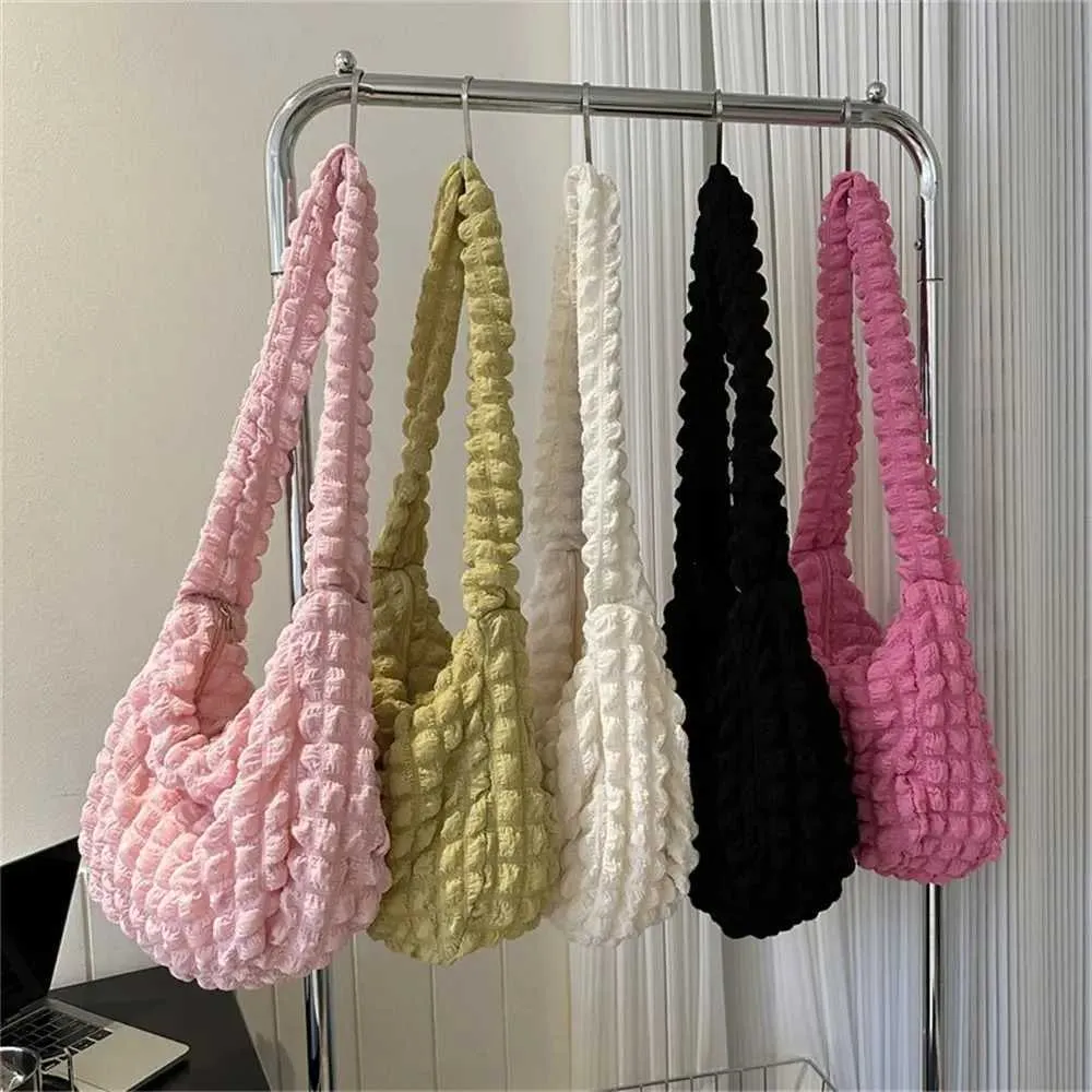 Karierte, gesteppte Schulter, süße, plissierte Blasen, große Kapazität, Unterarm bestickte, einfarbige Umhängetasche für Damen C241217_voghion.com