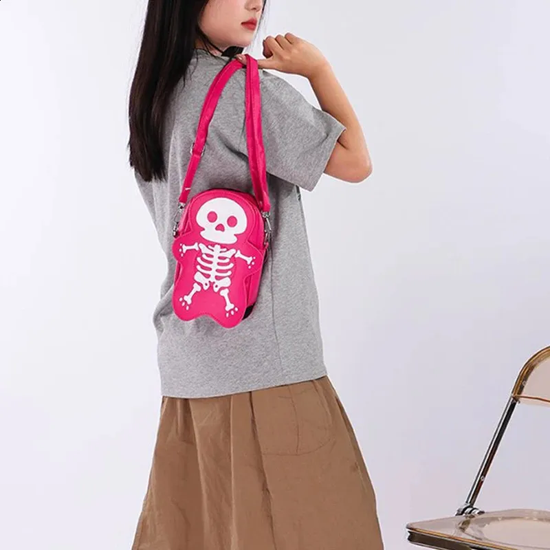Halloween Crossbody Lustiges kleines süßes Skelett Schultertasche PU-Leder Messenger Handtasche Einkaufstasche Weihnachtsgeschenk 240912_voghion.com