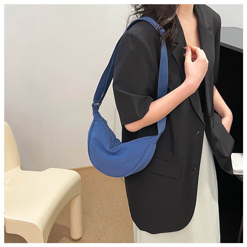Borsa casual in nylongewebe Mode 2024 Neue Schulter Crossbody Knödel Tasche_voghion.com