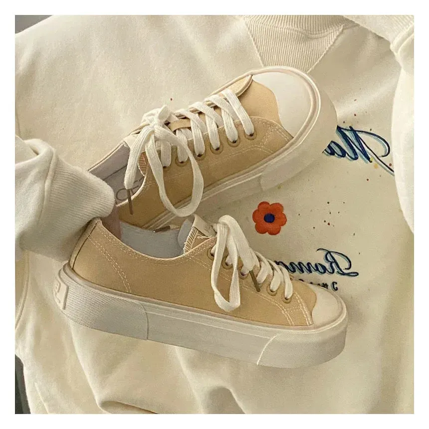 Baskets en toile confortables et polyvalentes pour femmes, style coréen, tendance printemps-été, chaussures décontractées pour femmes 240624_voghion.com