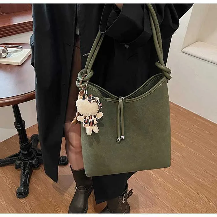 Sacs à main en daim tendance pour femmes, sacs à bandoulière solides de grande capacité, sacs à bandoulière décontractés pour femmes, polyvalents, doux, sous les bras_voghion.com