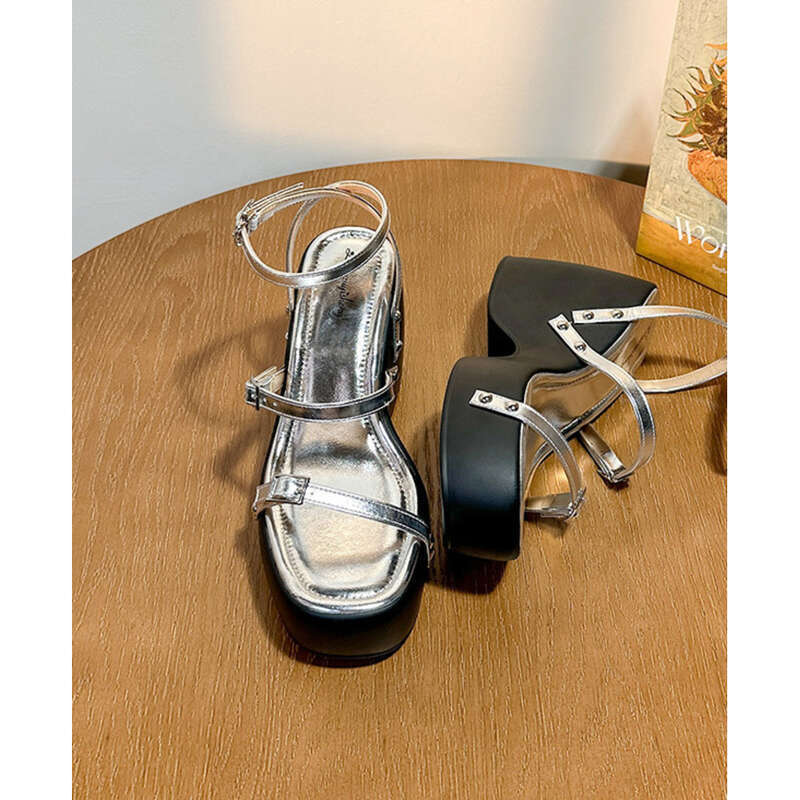 Damensandalen mit dicker Sohle und erhöhtem Absatz_voghion.com