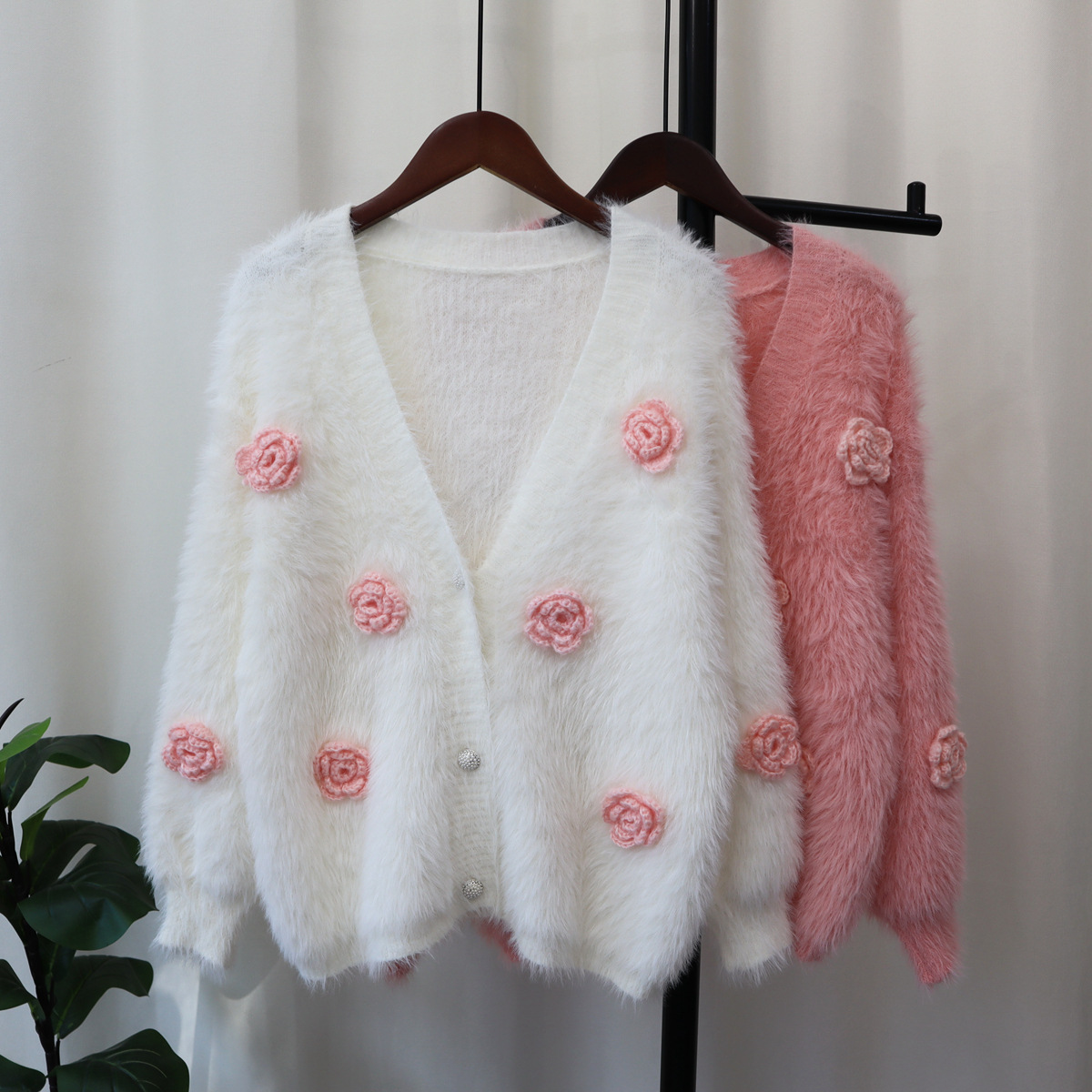 Vêtements pour femmes lâche tridimensionnel fleur vison polaire pull veste femme doux gluant tricoté cardigan