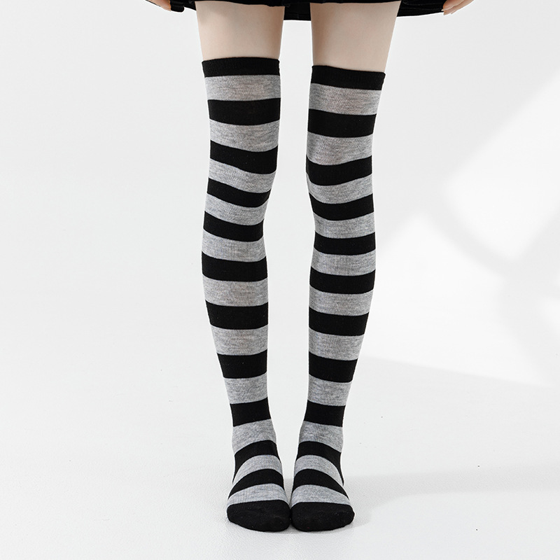 Calzini lunghi da donna sopra il ginocchio a righe colorate in bianco e nero per feste, per cosplay, anime, Natale e Halloween, a forma di gatto_voghion.com