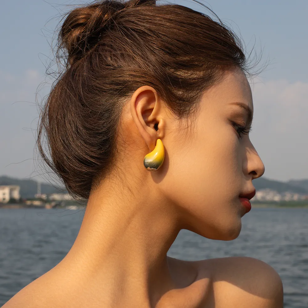 Collier pendentif goutte d'eau en acier inoxydable plaqué or PVD pour femme avec chaîne légère et étanche en métal_voghion.com
