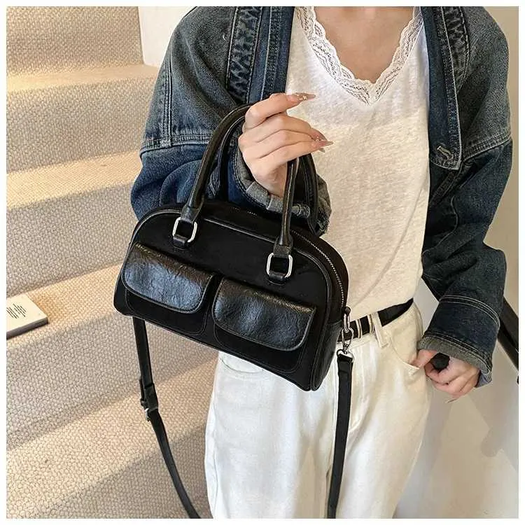 Retro Suede Handbag Shoulder Bag Large Capacity Crossbody Bag_voghion.com