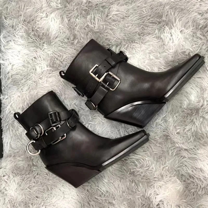 af676 New Back Short Women's Shoes Vintage Pointed Toe High Heeled Heels Elegant Ankle Boots For Women_voghion.com