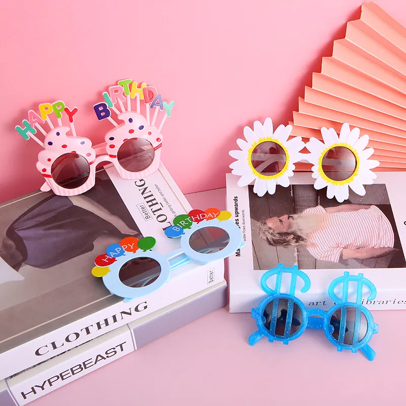 Alles Gute zum Geburtstag kreative Cartoon lustige Brille mit Box 15 Farbe 01_voghion.com