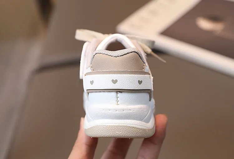 Baskets antidérapantes pour enfants, chaussures de sport mignonnes en forme d'ours, chaussures décontractées en cuir PU pour garçons et filles_voghion.com