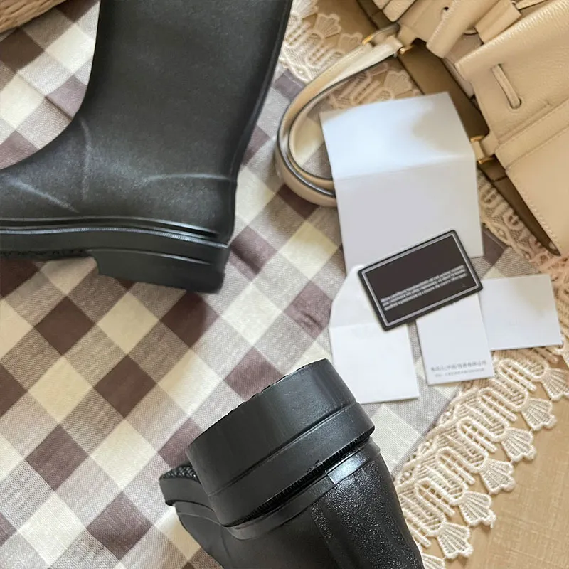 Stivali da pioggia alti, con punta quadrata, lunghi e alla moda, da uomo e da donna, con suola spessa e tacco di design, impermeabili e antiscivolo_voghion.com