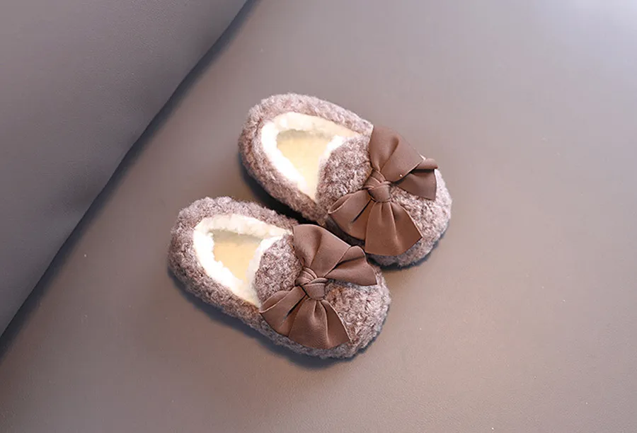 Tyttöjen talviset isot rusetit söpöt solmiot vauvan taaperon rento littlesprouts lasten slip-on-tasapohjaiset lapset puuvillapehmustetut lämpimät turkiskengät vauvalle_voghion.com