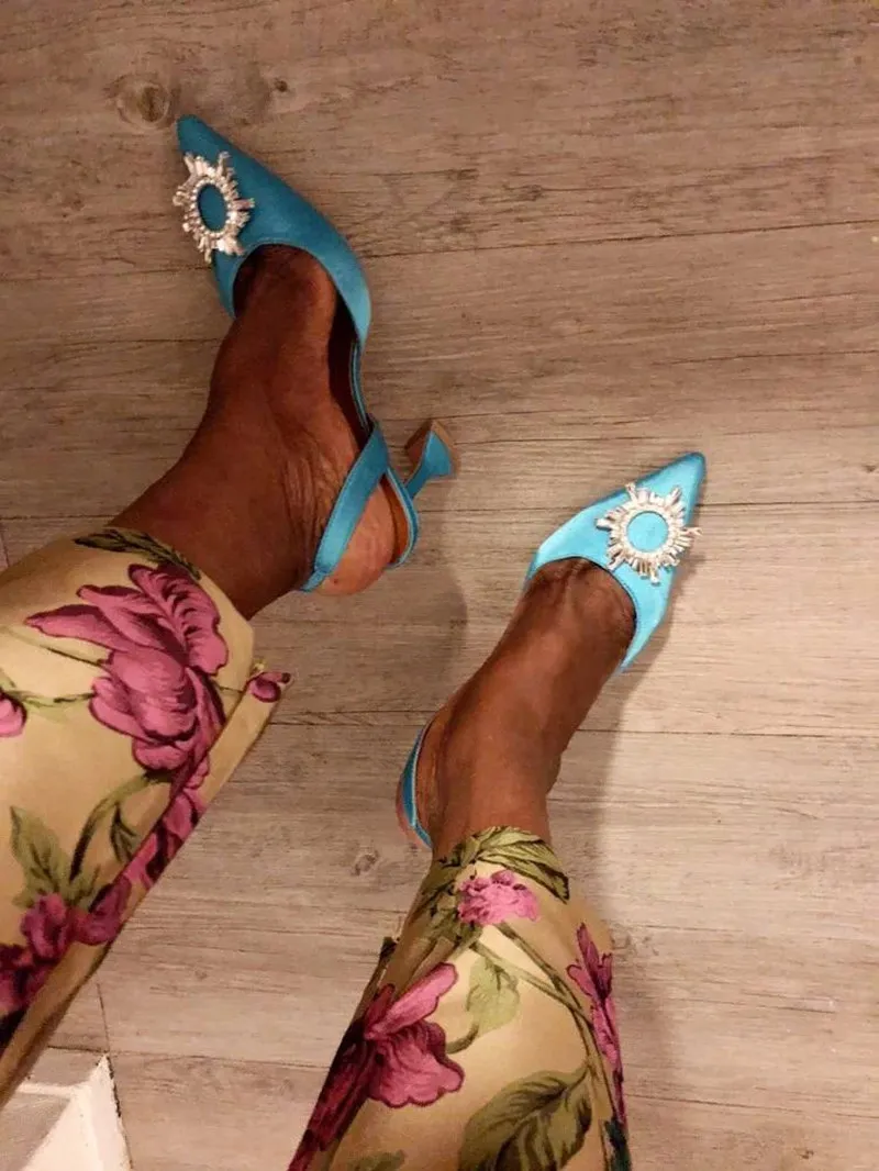 Sandali da donna stile stella 2024 eleganti con punta affilata, scarpe estive da ufficio, alla moda, con tacchi alti, sandali da gladiatore_voghion.com