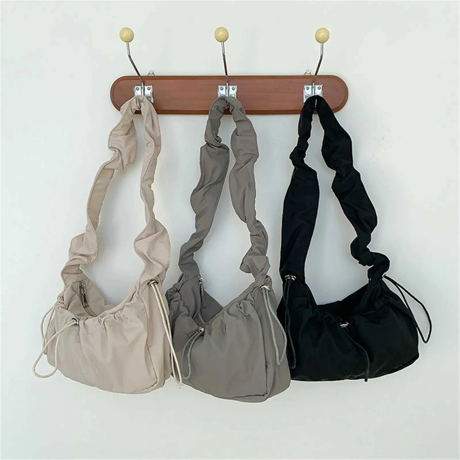 Vintage Wrinkled Shoe for Wen Simple Versatile Cmuting Fi Brand Designer High Quality Drstring Underarm Bag Y241026_voghion.com