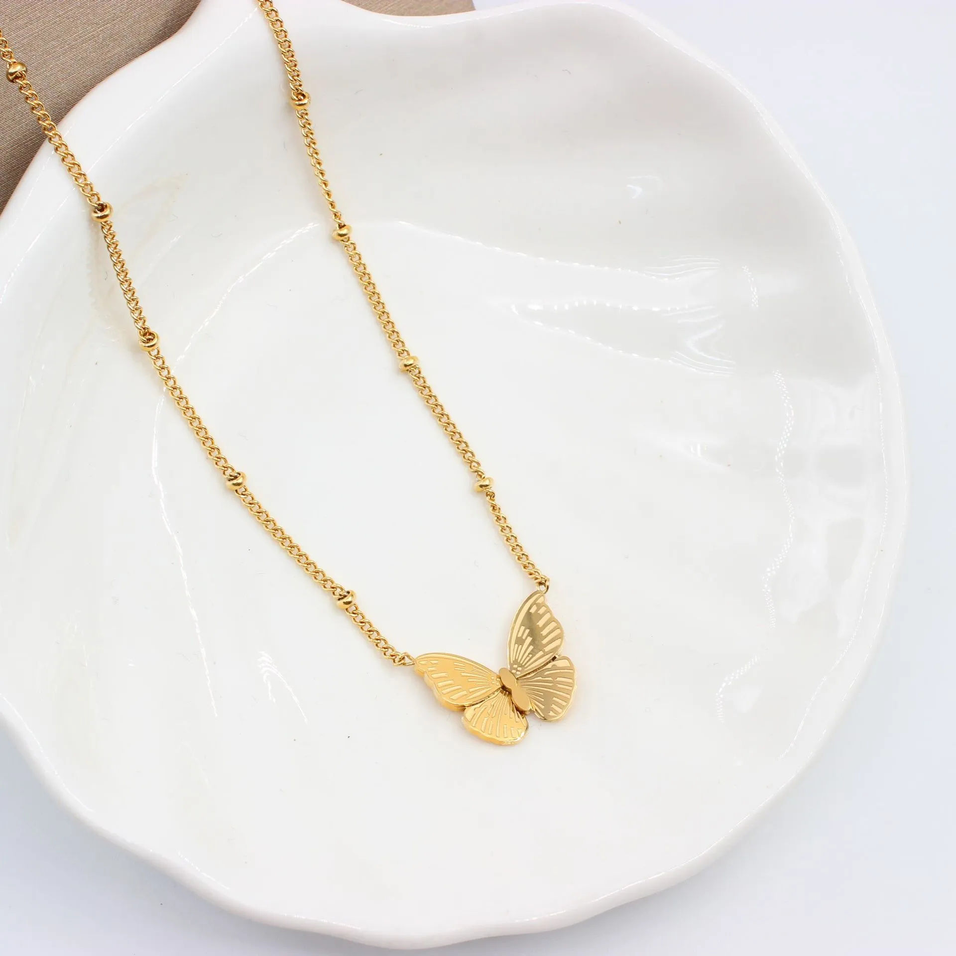 Pendant Necklaces Women Jewelry Butterfly Charm Wholesale Customize Personalized Gold Plated Stainless Steel Necklace_voghion.com