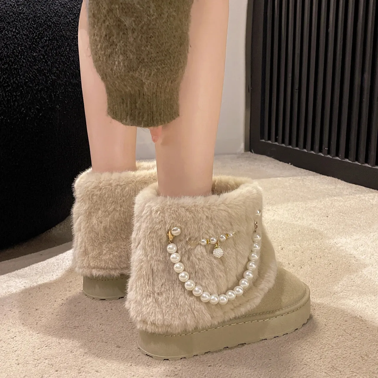 Women's Plush Platform Snow Boots Warm Fashion Winter Footwear_voghion.com