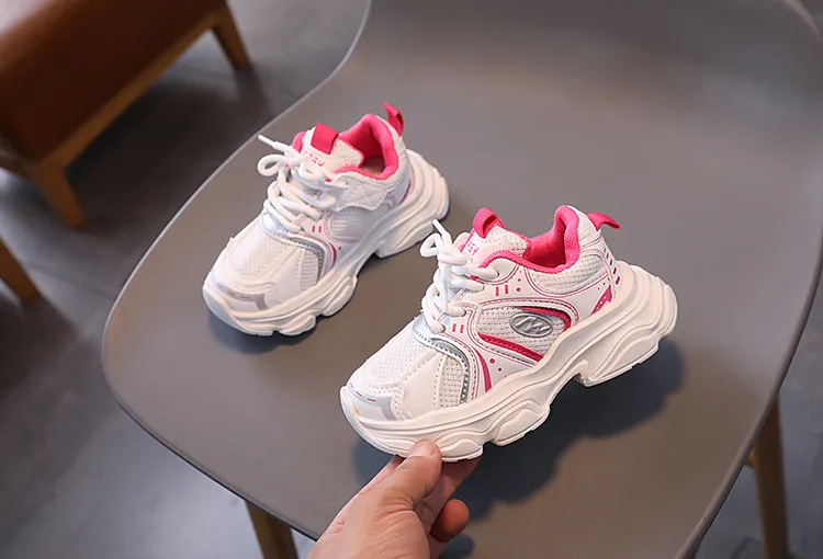 2025 Neue Kleinkind-Sneaker für Jungen und Mädchen im Freien aus Mesh, leichte Kindersportschuhe, rutschfeste Kinder-Turnschuhe_voghion.com