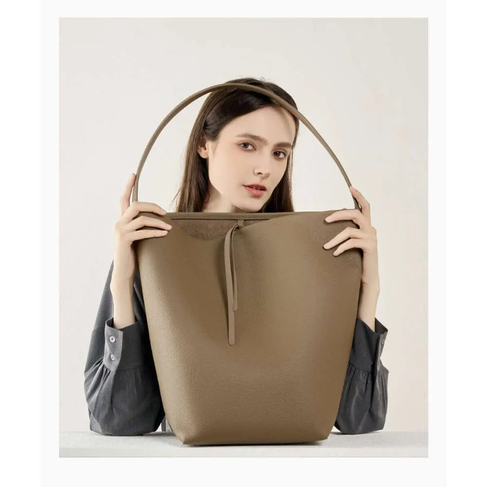 Borsa a secchiello zency grande in pelle, borsa donna a spalla_voghion.com