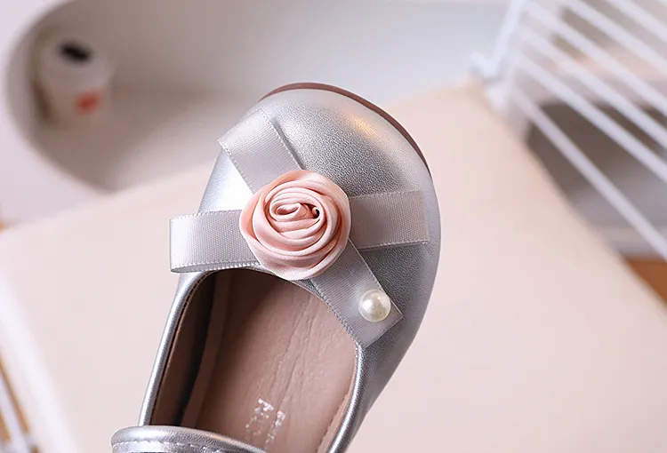 2025 nuevos zapatos de princesa de cuero para niños, zapatos Mary Janes para bebés, zapatos planos para niños pequeños, vestido de baile para niñas_voghion.com