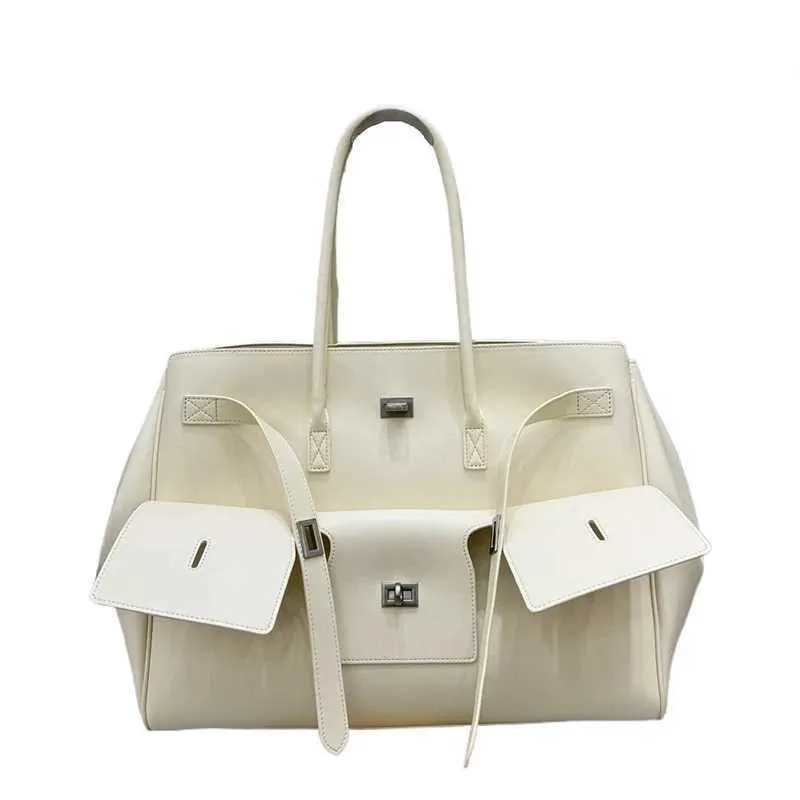 2025 Neue Rodeo Stilvolle einfache Handtasche Damen Große Kapazität Umhängetasche Pendler Mode Crossbody Ba241216_voghion.com