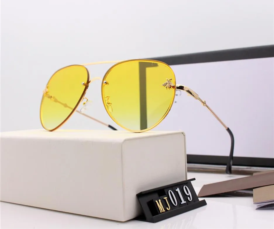 2020 Design Frauen Männer Marke Designer Gute Qualität Mode Metall Übergroße Sonnenbrille Vintage Weiblich Männlich UV400 Mit Box_voghion.com