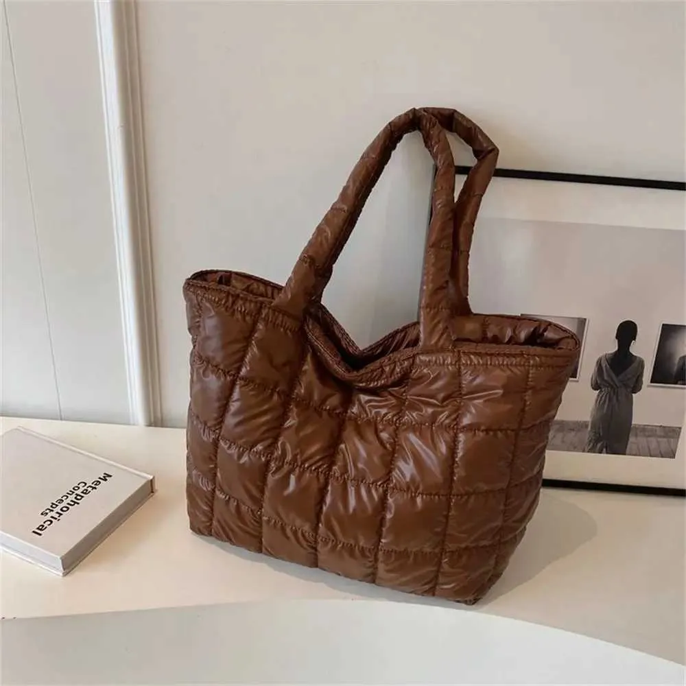 Quilted Puffy Tote Bag For Women Large Capacity Padded Shoulder_voghion.com