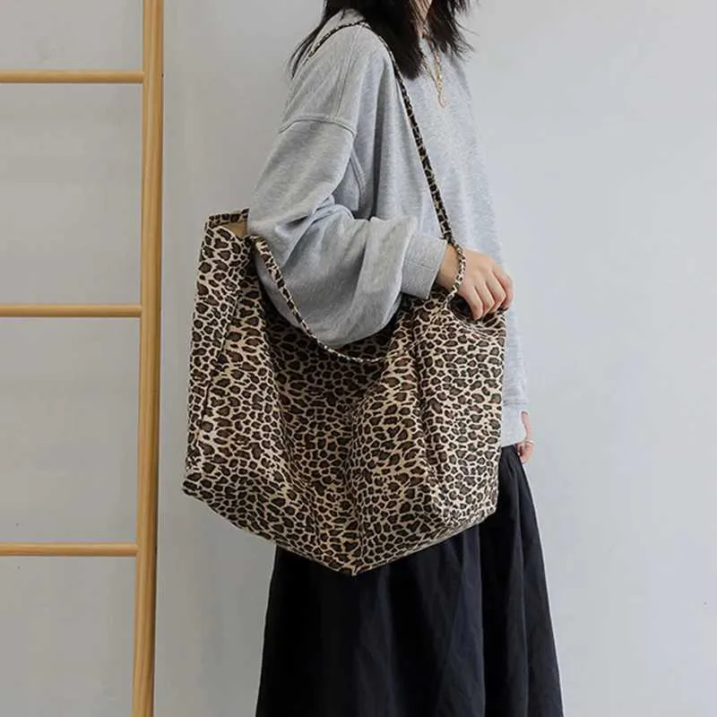 Fashion Womens Shopping Handbag Leopard Pattern Crossbody Large Capacity Shoulder Bag Simple Canvas Female BagsC241104_voghion.com