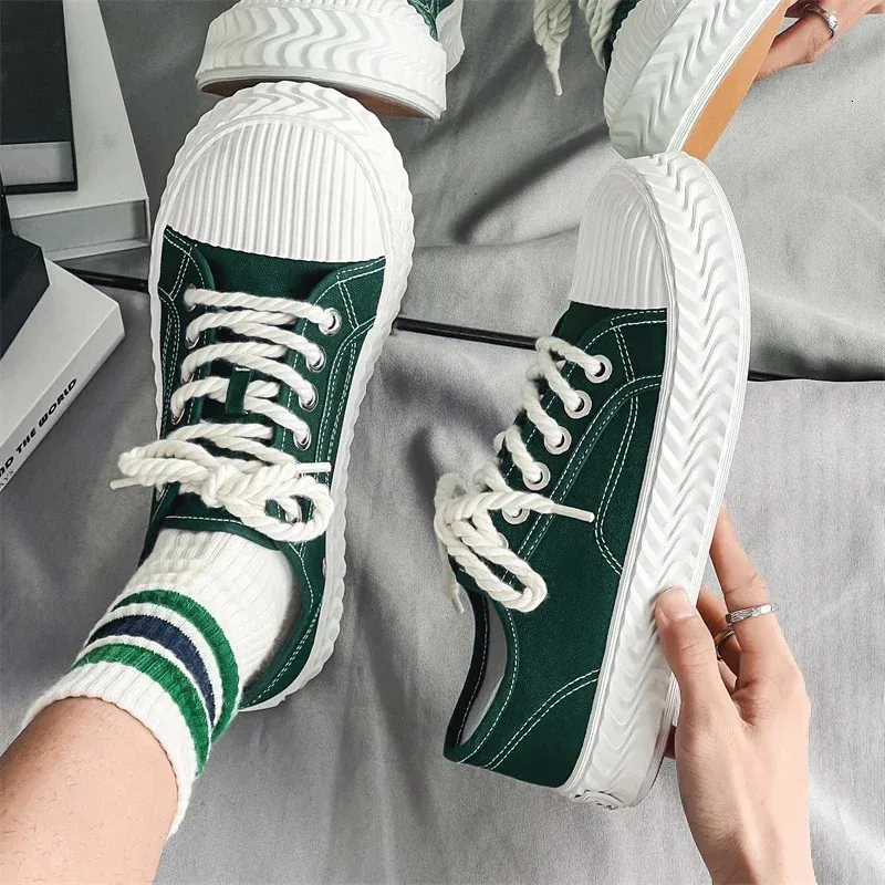 Men Summer Canvas Shoes Breathable Thin Section Thick Bottom Casual Sneakers Fashion Versatile 250122_voghion.com