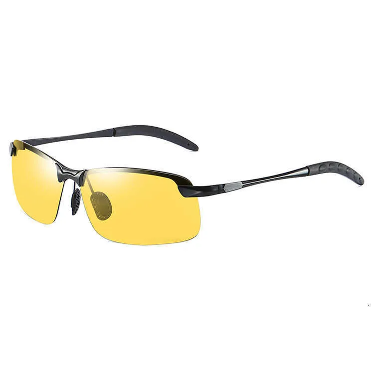 DHCollections Outdoor Fishing Men's Polarized Smart Light-Sensitive Metal Photochromic Driving Day And Night Dual-Use_voghion.com