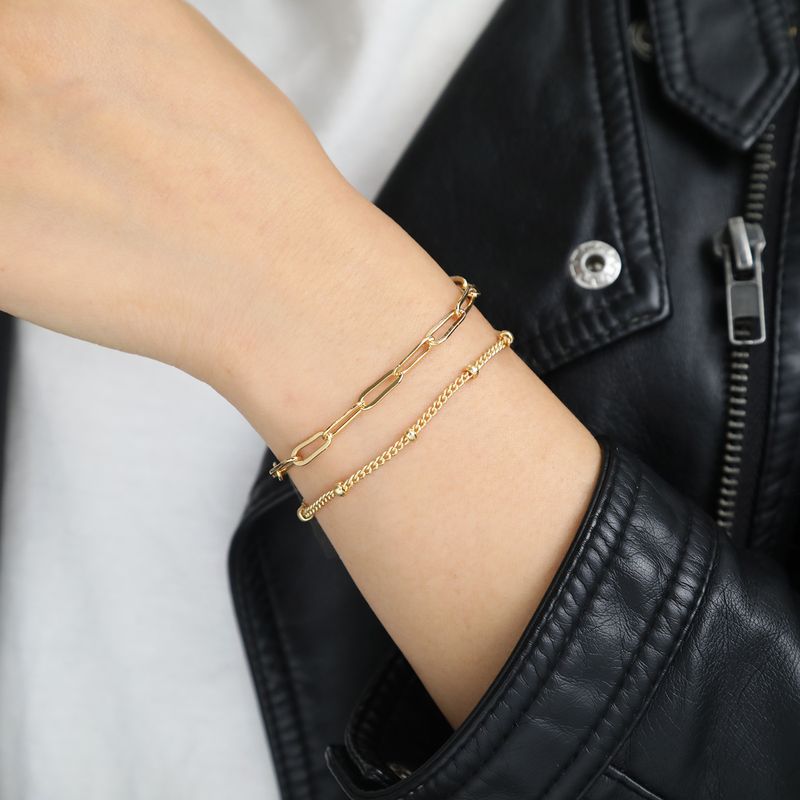 Jednostavan temperament, ženstveni oblik spajalice za papir, bakreni lanac, ručno izrađen dvoslojni bracelet, moderan i personaliziran_voghion.com