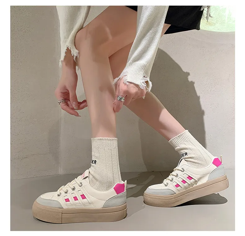 Round Toe Retro Thick Soled Board For Women Spring Autumn New Style Fashionable Flat Bottomed Casual Small White Shoes_voghion.com