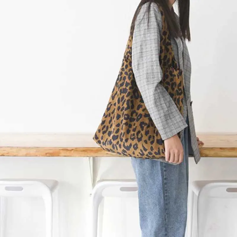 Classic Leopard Printing Top Handle Corduroy Shopping Large Capacity Book Handbag Womens Casual Shoulder Bag Y241011_voghion.com