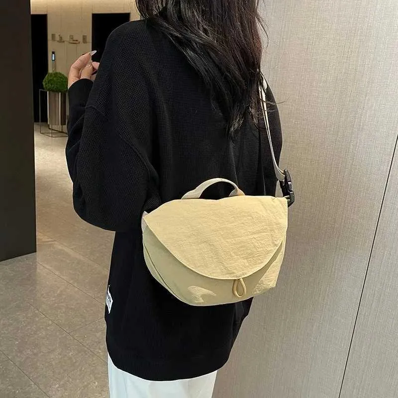 Borsa a tracolla elegante da donna borsa spalla e marsupio nylon_voghion.com