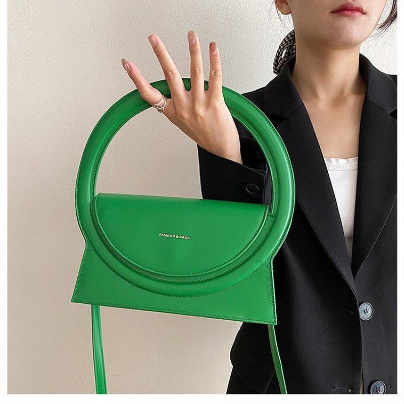 Guangzhou 2023 Neue Sommermode Duftender Wind Damen Lingge Kette Einzelne Schulter Umhängetasche Kleine Tasche_voghion.com