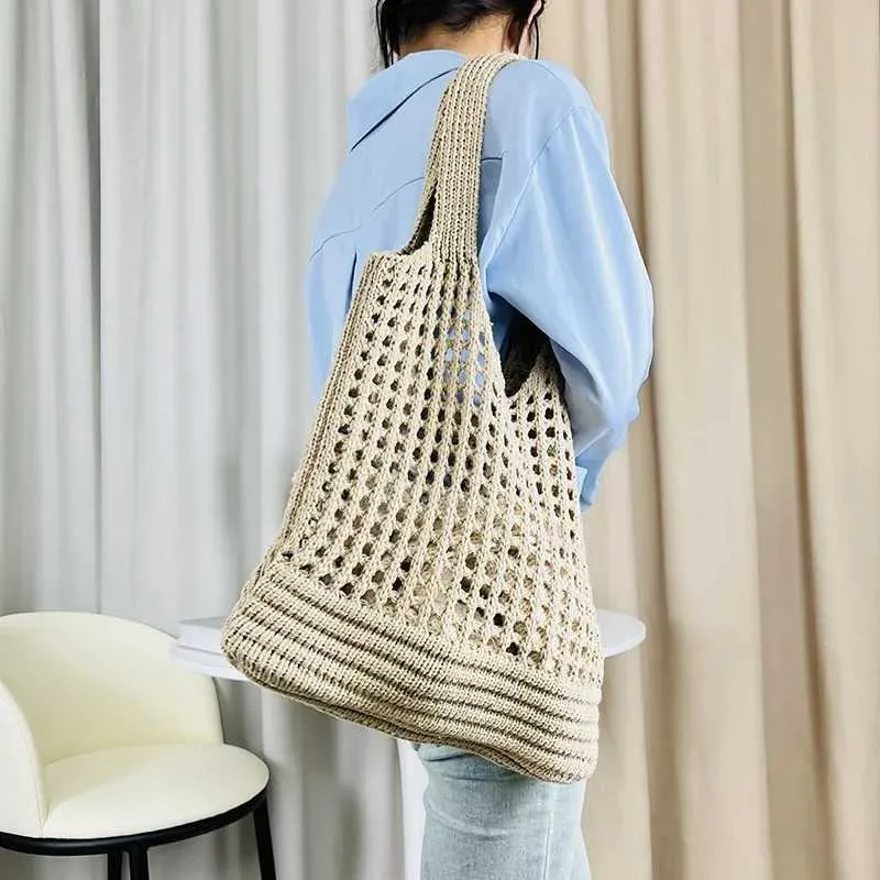 Knitted hollow shoulder lower arm bag large capacity crochet hook womens shopping casual beach handbag Y241011_voghion.com