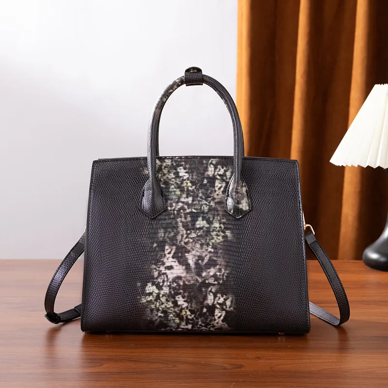 Minimalist Classic Women's Shoulder Bag Retro Handbag Versatile_voghion.com