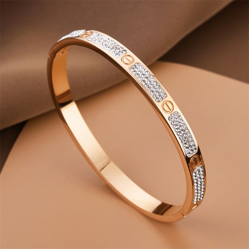 Titanium stalen armband voor dames minimalistisch design_voghion.com