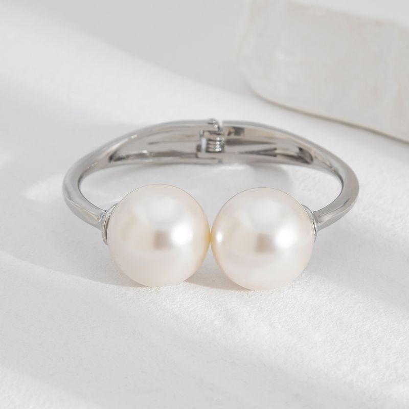 Temperament Barock Große Perle Ins Stapeln Armbänder Übertrieben Unregelmäßigen Wicklung Umarmung Hand Schmuck_voghion.com